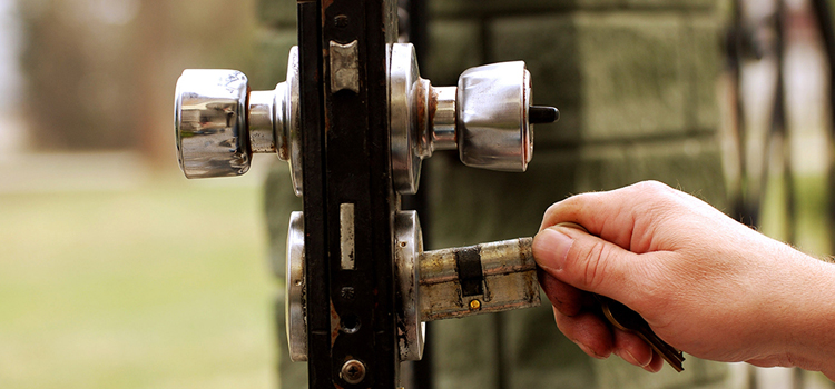 front door latch repair Lake Worth
