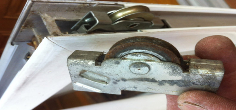 screen door roller repair in Lake Worth